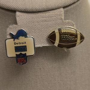 Detroit Lions NFL Pin And Wilson Football Pin